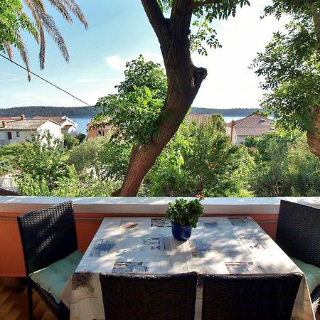 Apartments Zdenka - Garden Terrace Barbat na Rabu Dış mekan fotoğraf