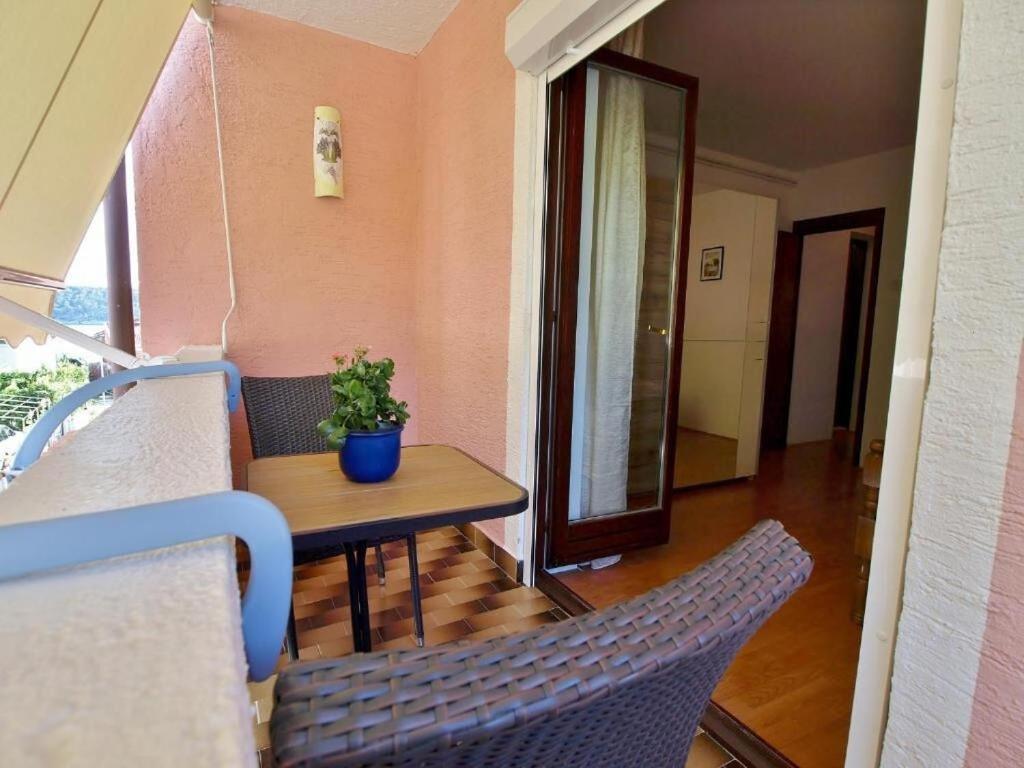 Apartments Zdenka - Garden Terrace Barbat na Rabu Dış mekan fotoğraf