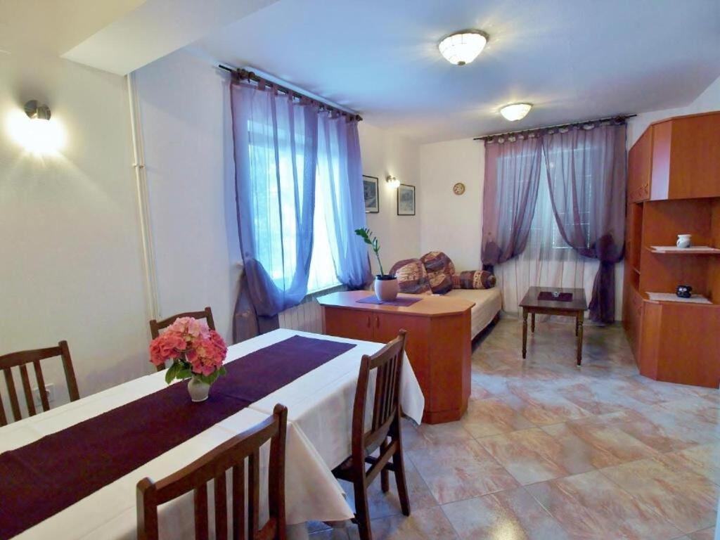 Apartments Zdenka - Garden Terrace Barbat na Rabu Dış mekan fotoğraf